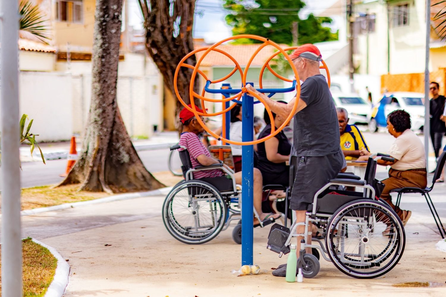 👵🏙️ BRASÍLIA ESTÁ ENVELHECENDO: COMO A CAPITAL ESTÁ SE PREPARANDO PARA TER MAIS IDOSOS?