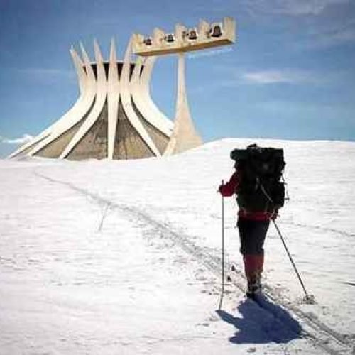 Queda brusca de temperatura chama atenção em Brasília