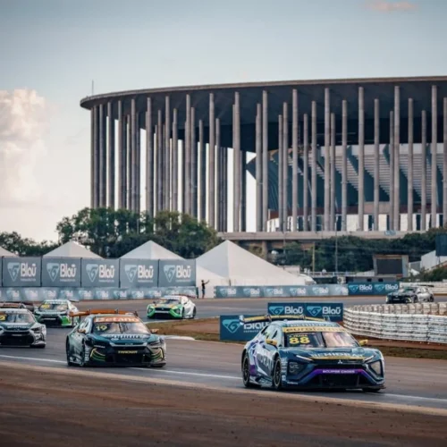 🚗🏁 BRASÍLIA VAI ACELERAR DE NOVO: POR QUE A CAPITAL SERÁ PALCO DE UMA CORRIDA DE 300 KM COM PORSCHE?